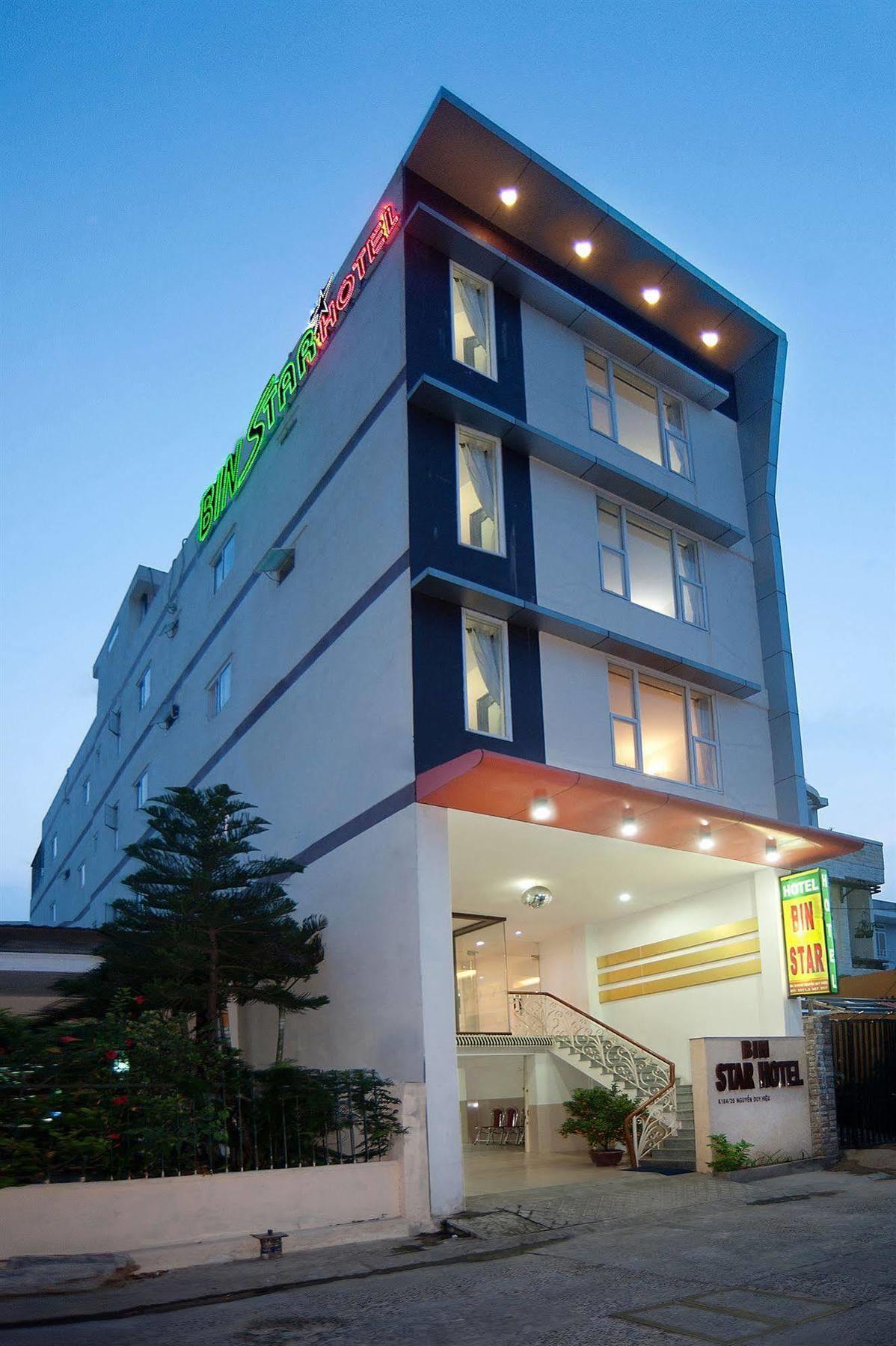 Bin Star Hotel Дананг Екстериор снимка